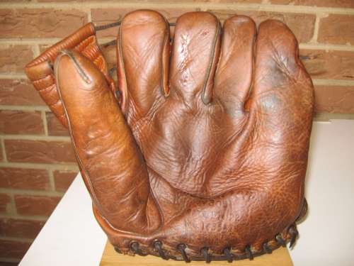 Monte Irvin Monarch V305 Front